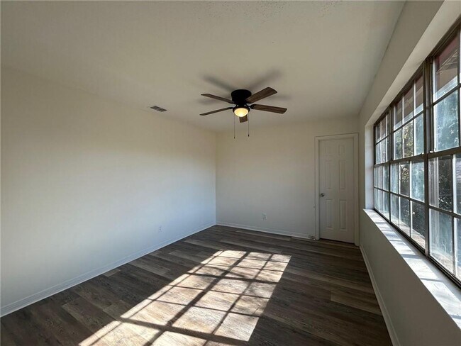 Building Photo - 2603 St Stephens Rd