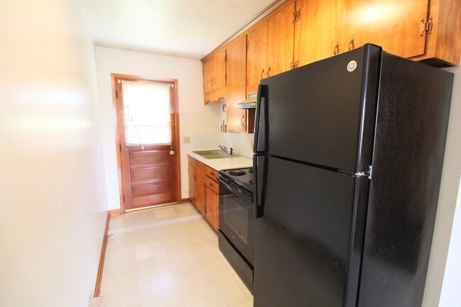 Building Photo - 1 Bed, 1 Bath Apartment in Bridgewater, VA!