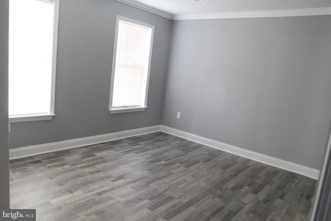 Building Photo - 14457 Silverdale Dr
