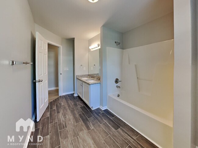 Building Photo - 50 Andrea Dr