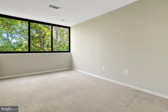 Building Photo - 4 S Van Dorn St