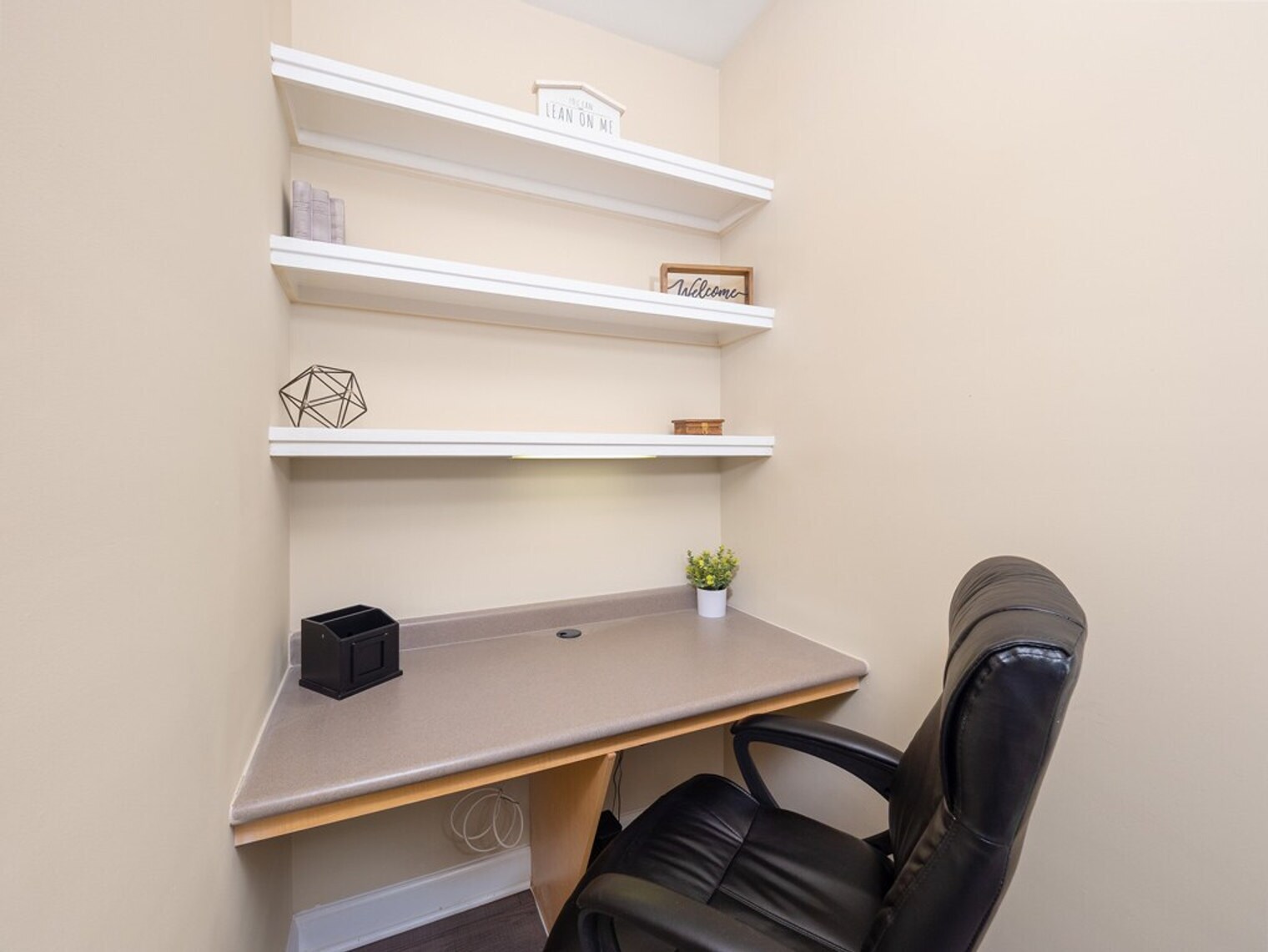 Building Photo - 2431 Brisbane Woods Way