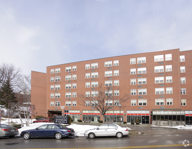 Building Photo - Forward Shady Apartments