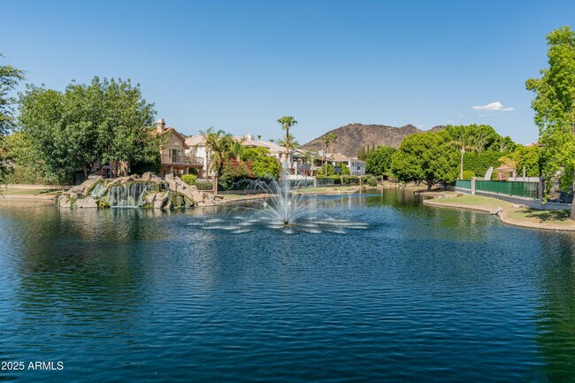 Building Photo - 5820 W Del Lago Cir