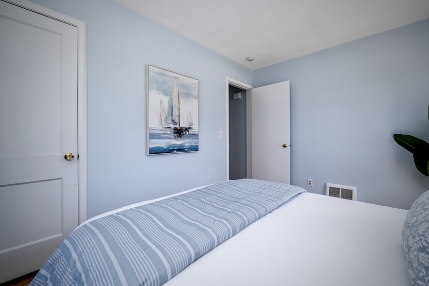 Building Photo - 511 Donna Dr