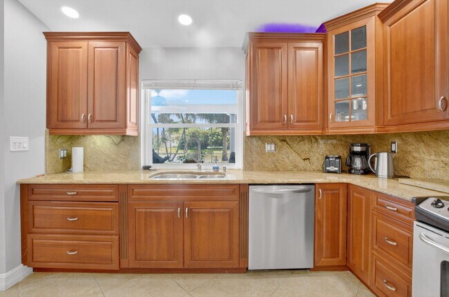 Building Photo - 10305 Crosswind Rd