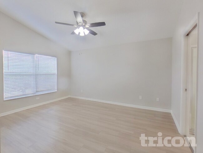 Building Photo - 8008 Elmstone Cir