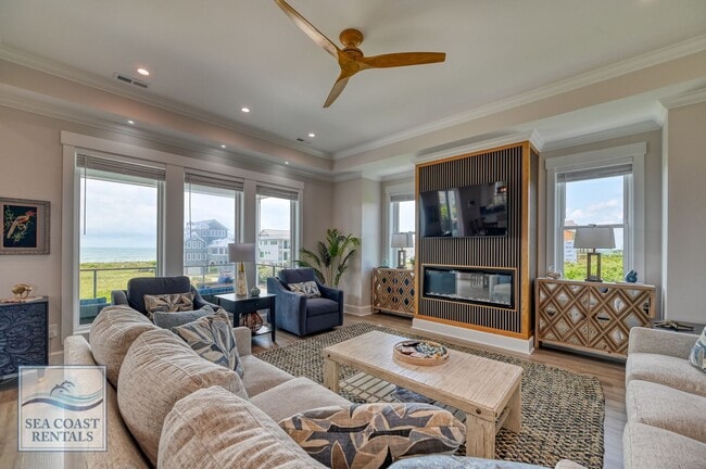 Building Photo - OFF-SEASON MONTHLY RENTAL - IT'S A BIG DILL!!