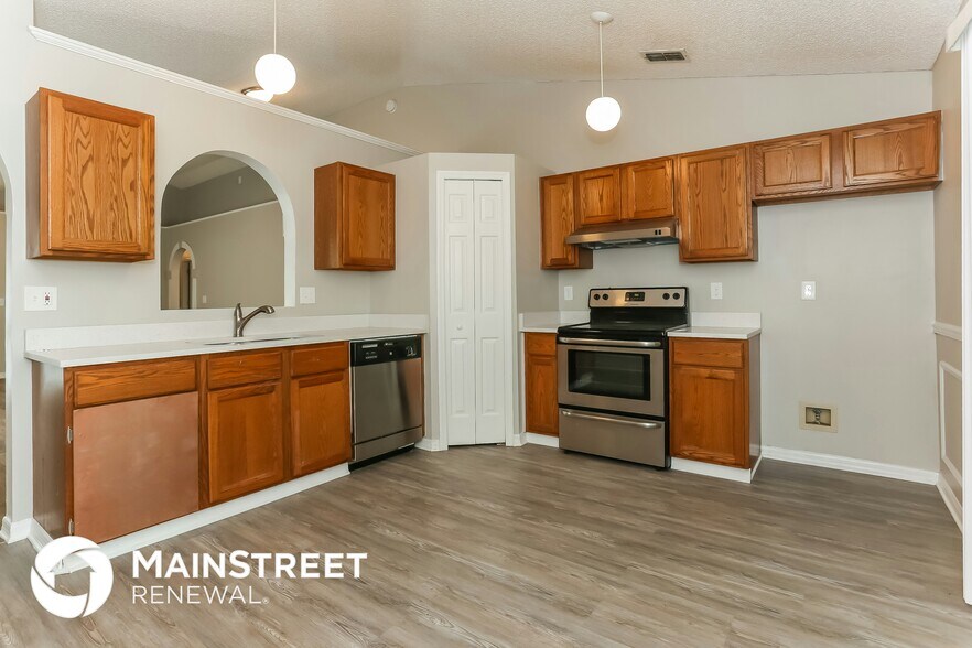 Building Photo - 2663 Kimberly Forest Dr E