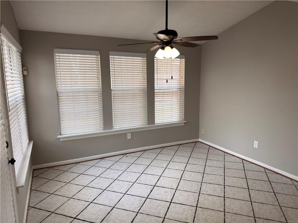 Building Photo - 3539 Benthollow Ln