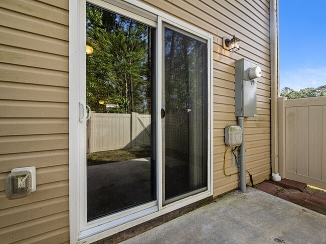 Building Photo - Welcome to Boyington Place!