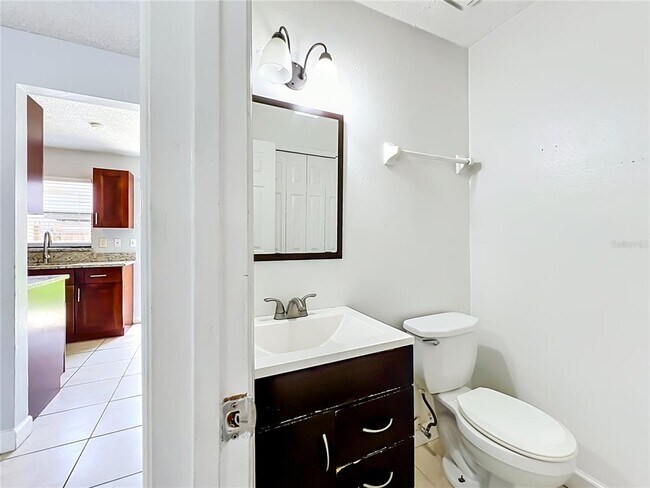 Building Photo - 1604 Little Falls Cir