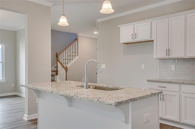 Building Photo - 113 Essence Dr