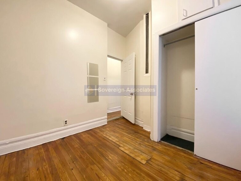 Building Photo - 182 Claremont Ave