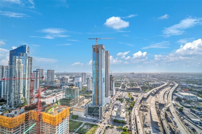 Building Photo - 1100 Biscayne Blvd
