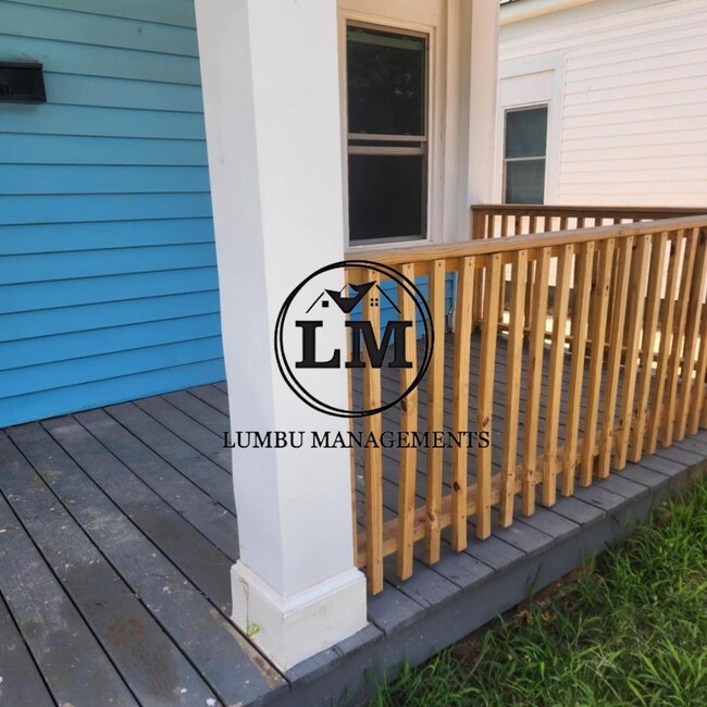 Building Photo - 863 Stokes St