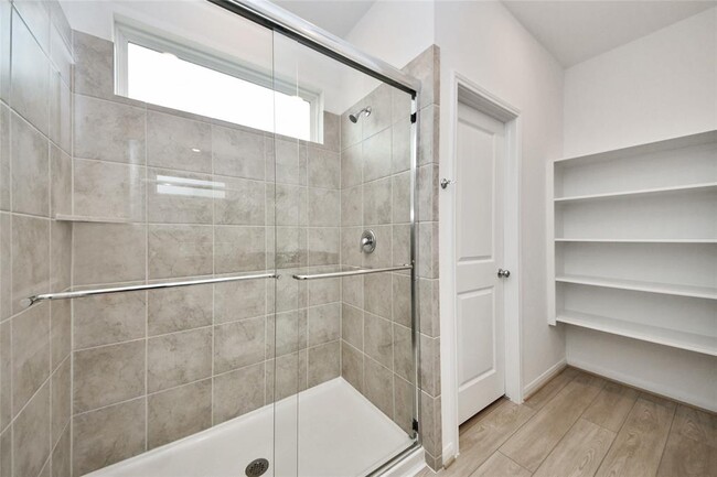 Building Photo - 18010 Whitetail Run Ln