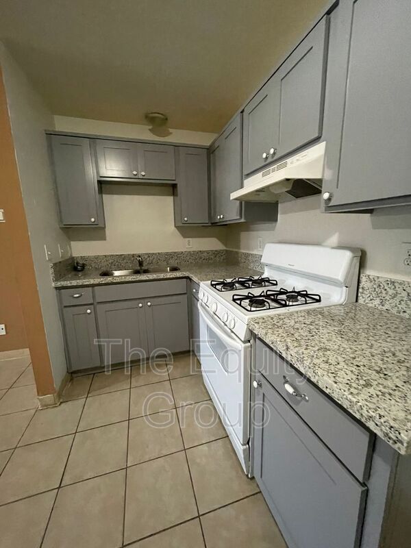 Building Photo - 32606 Rd 124