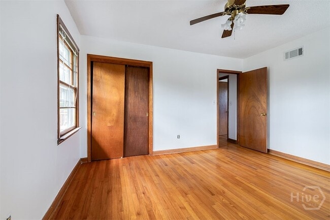 Building Photo - 135 Williams