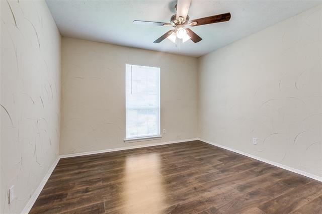 Building Photo - 8117 Kensington Dr