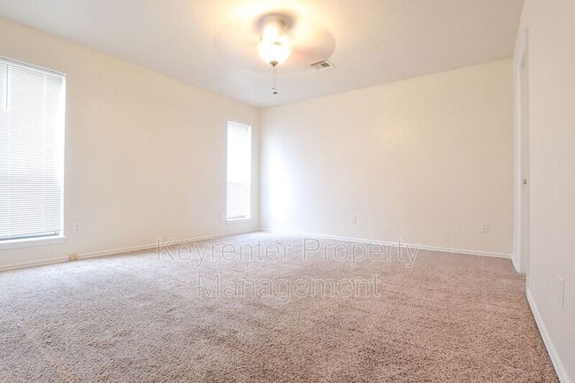 Building Photo - 10209 Shadowridge Dr