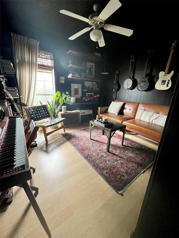 Building Photo - 204 Sheraton Ave