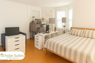 Building Photo - 86 Linden St