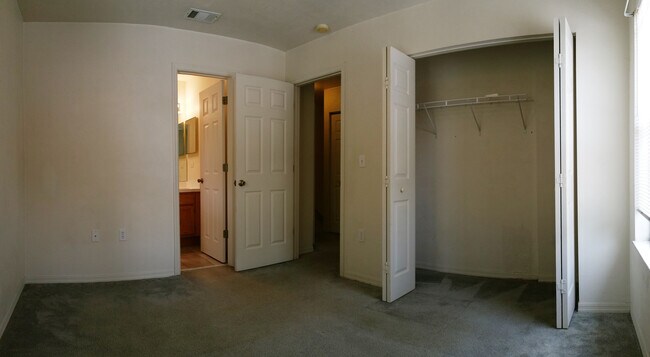 Building Photo - 1710 NW 7th St