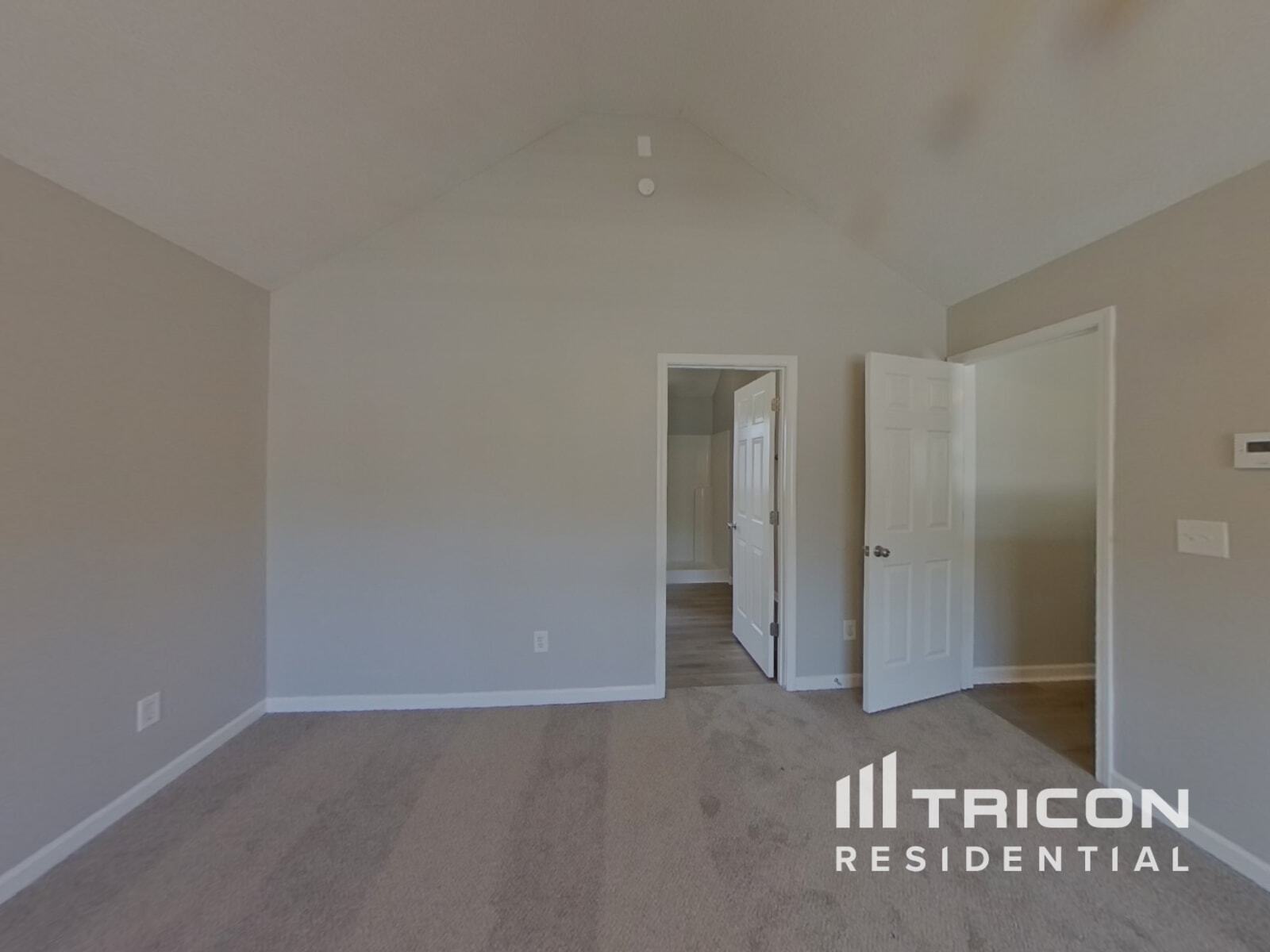 Building Photo - 3802 Rosebud Park Dr