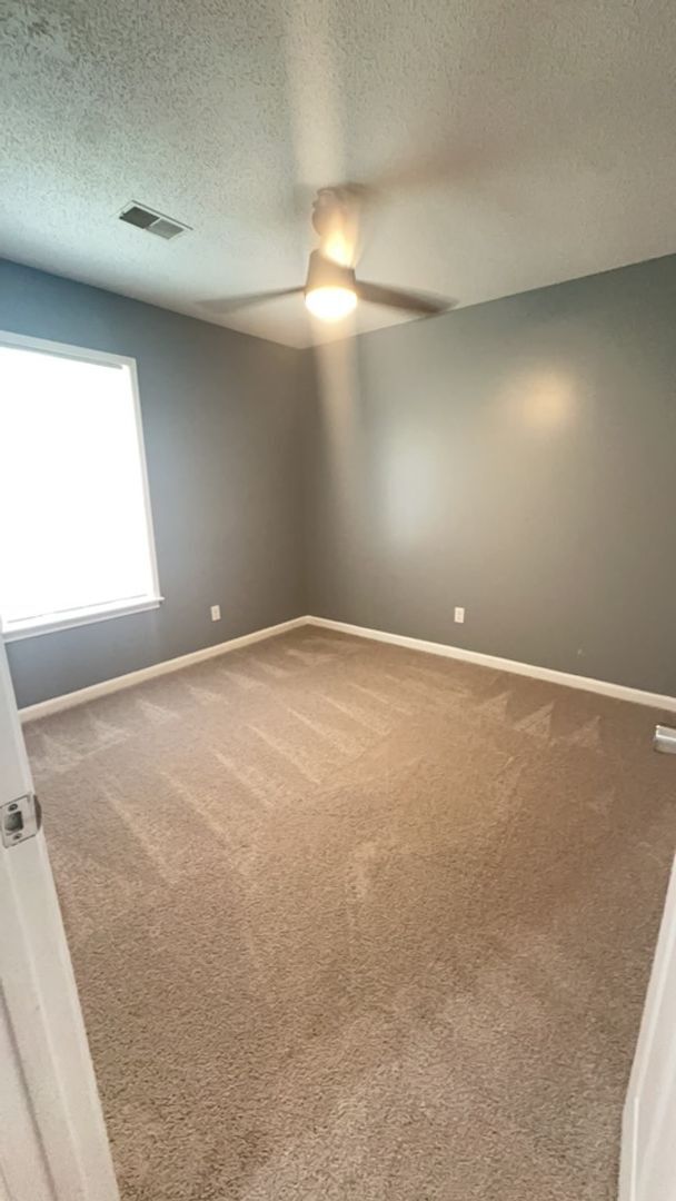 Building Photo - Beautiful Home for rent!