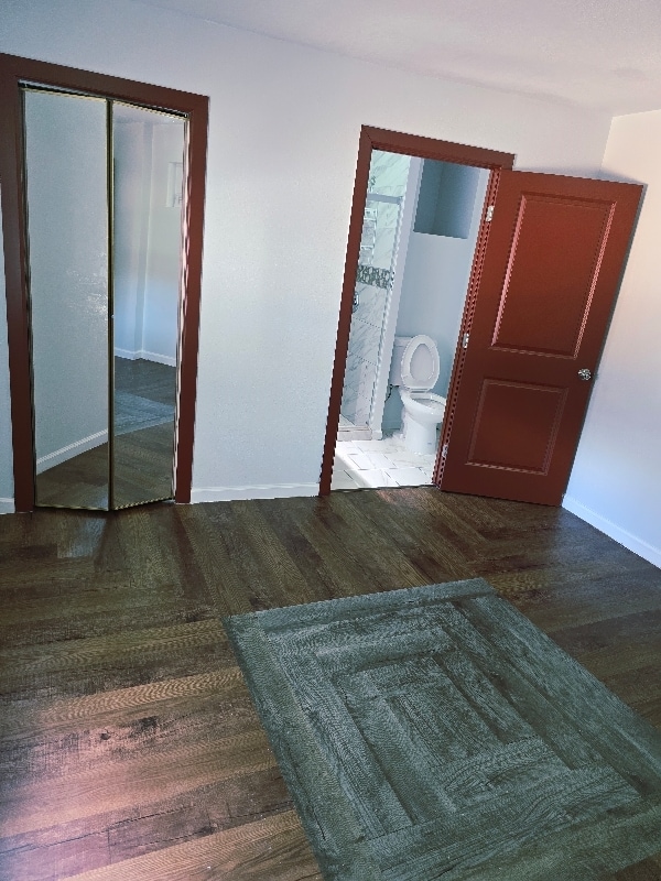 Building Photo - 3212 E Henry Ave