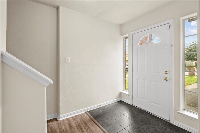 Building Photo - 2834 Arica Ln