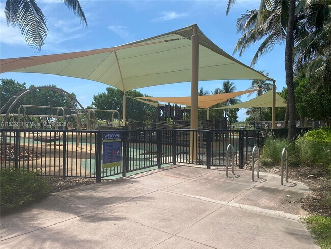 Building Photo - 6490 Collins Ave