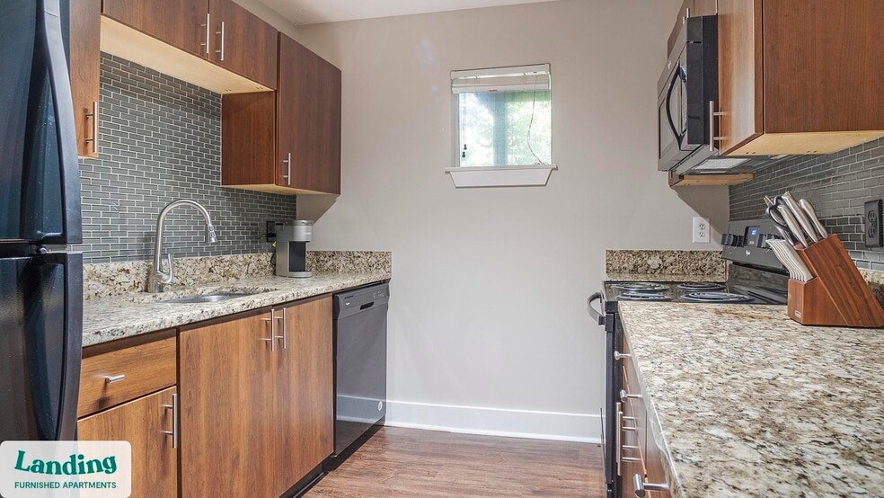 Building Photo - 2000 E Lake Pkwy