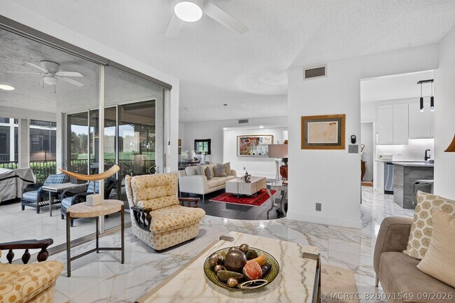Building Photo - 7622 Elm Ridge Dr