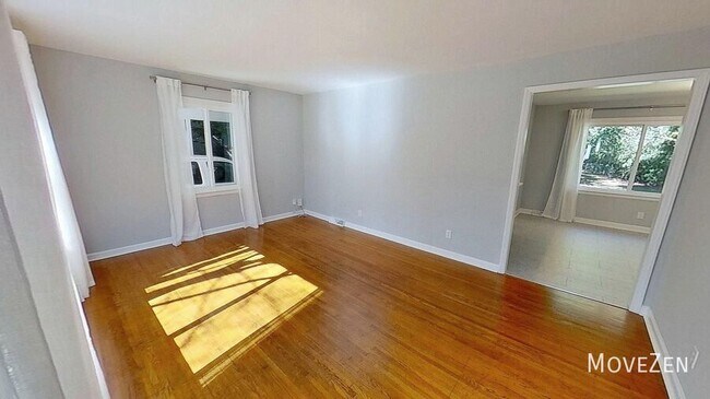 Building Photo - 3523 Enfield Rd