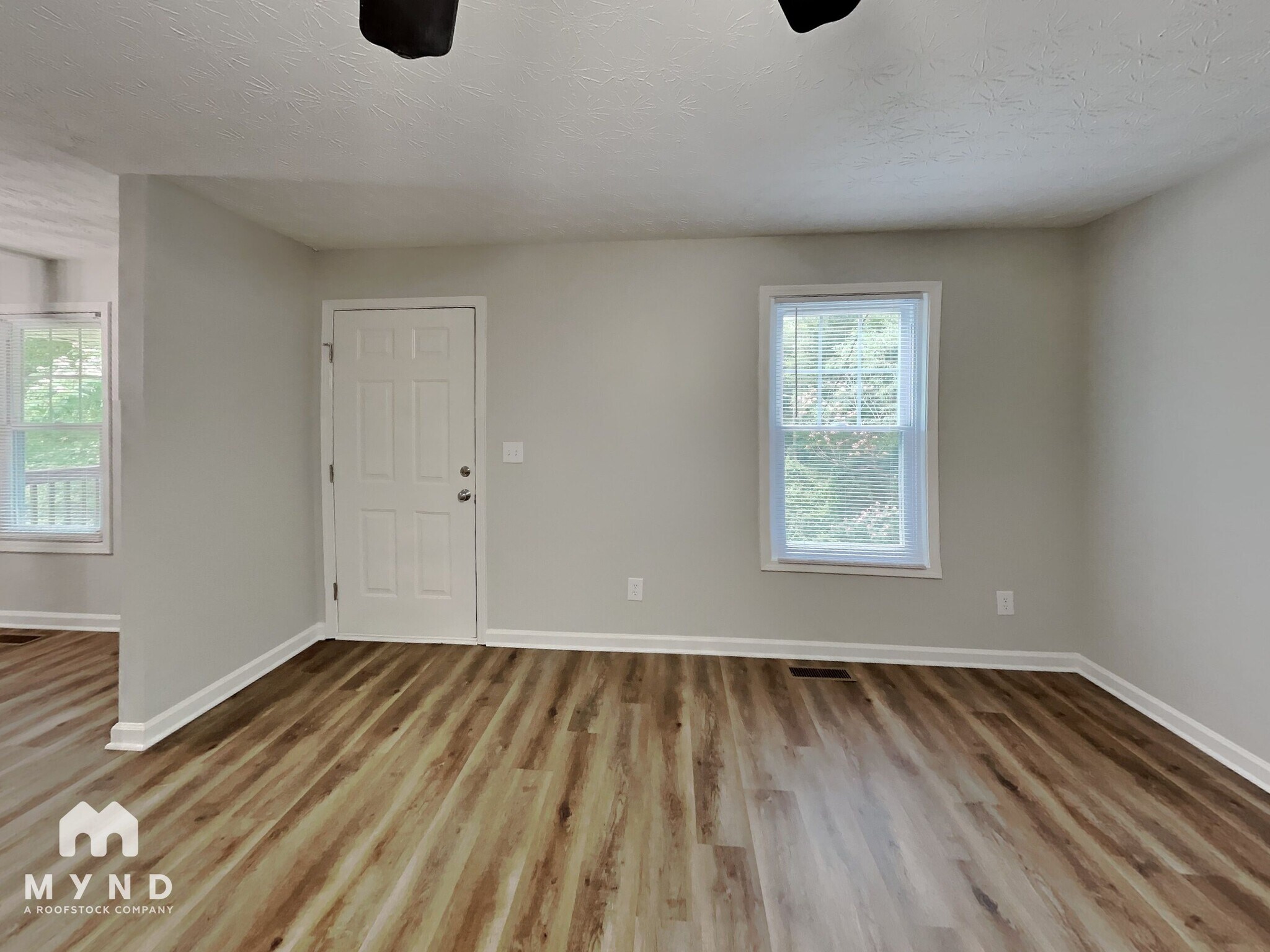Building Photo - 316 Eleanor Dr