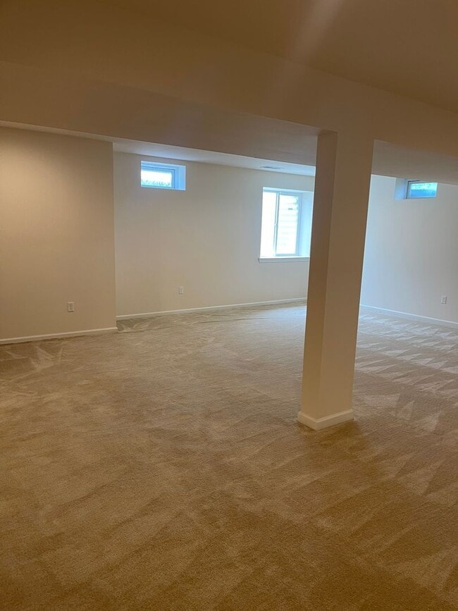 Building Photo - COMING SOON - HYETTS CROSSING
