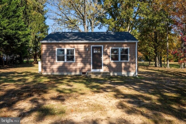 Building Photo - 11003 Bowerman Rd