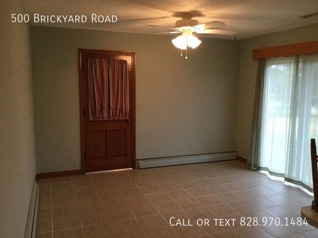 Building Photo - 500 Brickyard Rd