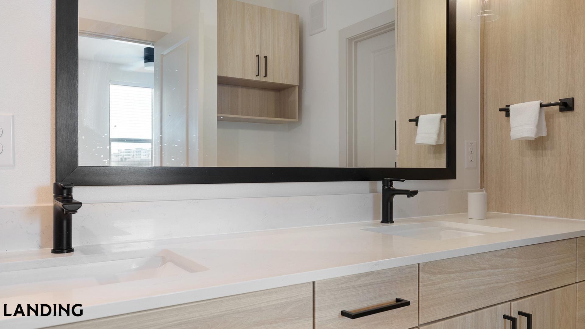 Building Photo - 18111 La Cantera Terrace