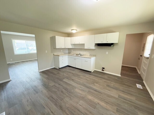 Building Photo - 8405 E 42ND PLACE