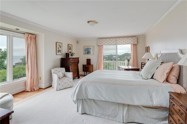 Building Photo - 25 Ocean Heights Rd