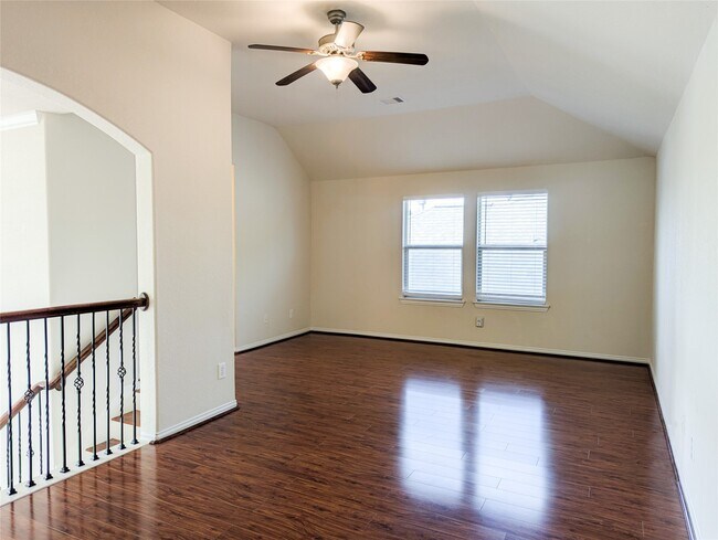 Building Photo - 6026 Oxford Lake Dr