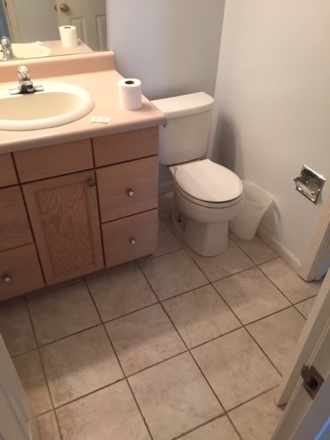 Building Photo - PRE LEASE: Large Updated 2 Bed 1.5 Bath Condo Close To Campus!