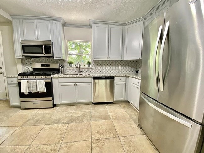 Building Photo - 8626 Greiner Dr