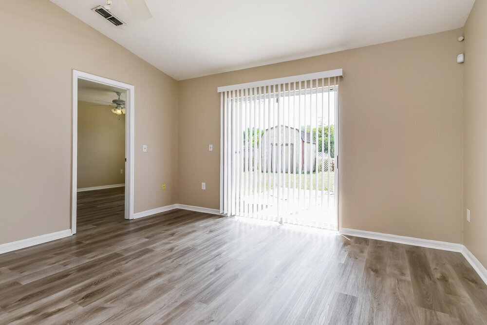 Building Photo - 1940 Villa Angelo Blvd