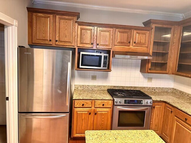 Building Photo - 1110 Brookedale Ct