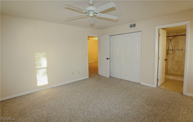 Building Photo - 719 SW 47th Terrace