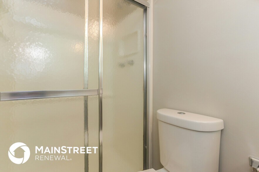 Building Photo - 5819 S Quail Dr